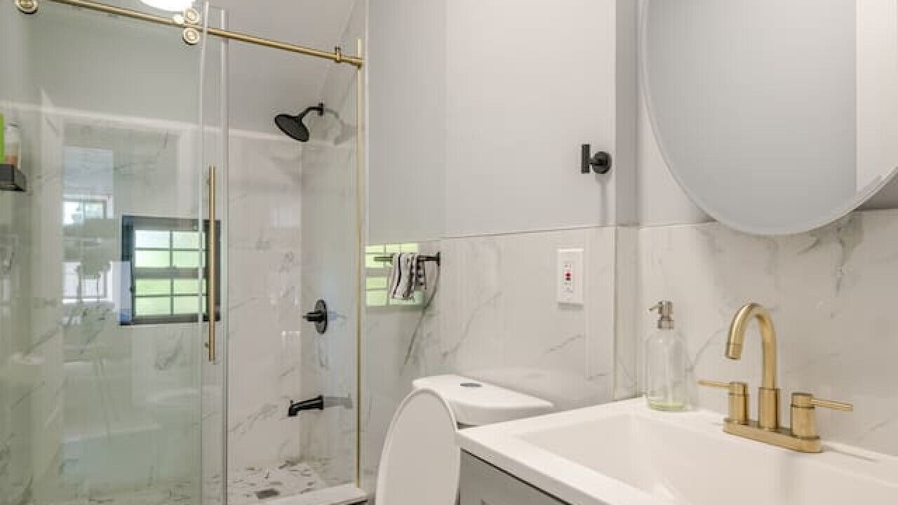 Photo of Bathroom in Black Rock Historic District