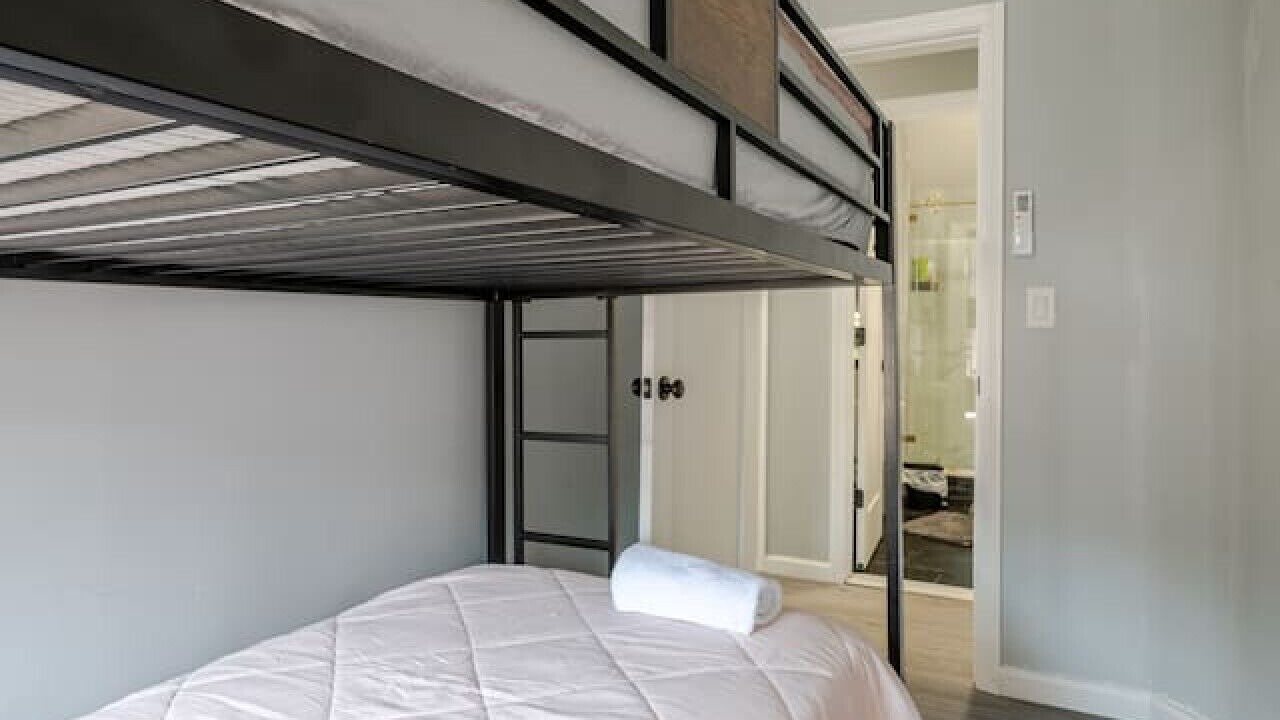 Photo of Bedroom in Black Rock Historic District