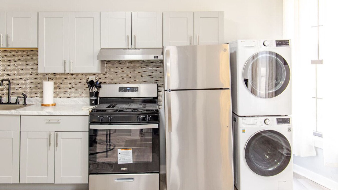 Photo of Kitchen in Black Rock Historic District