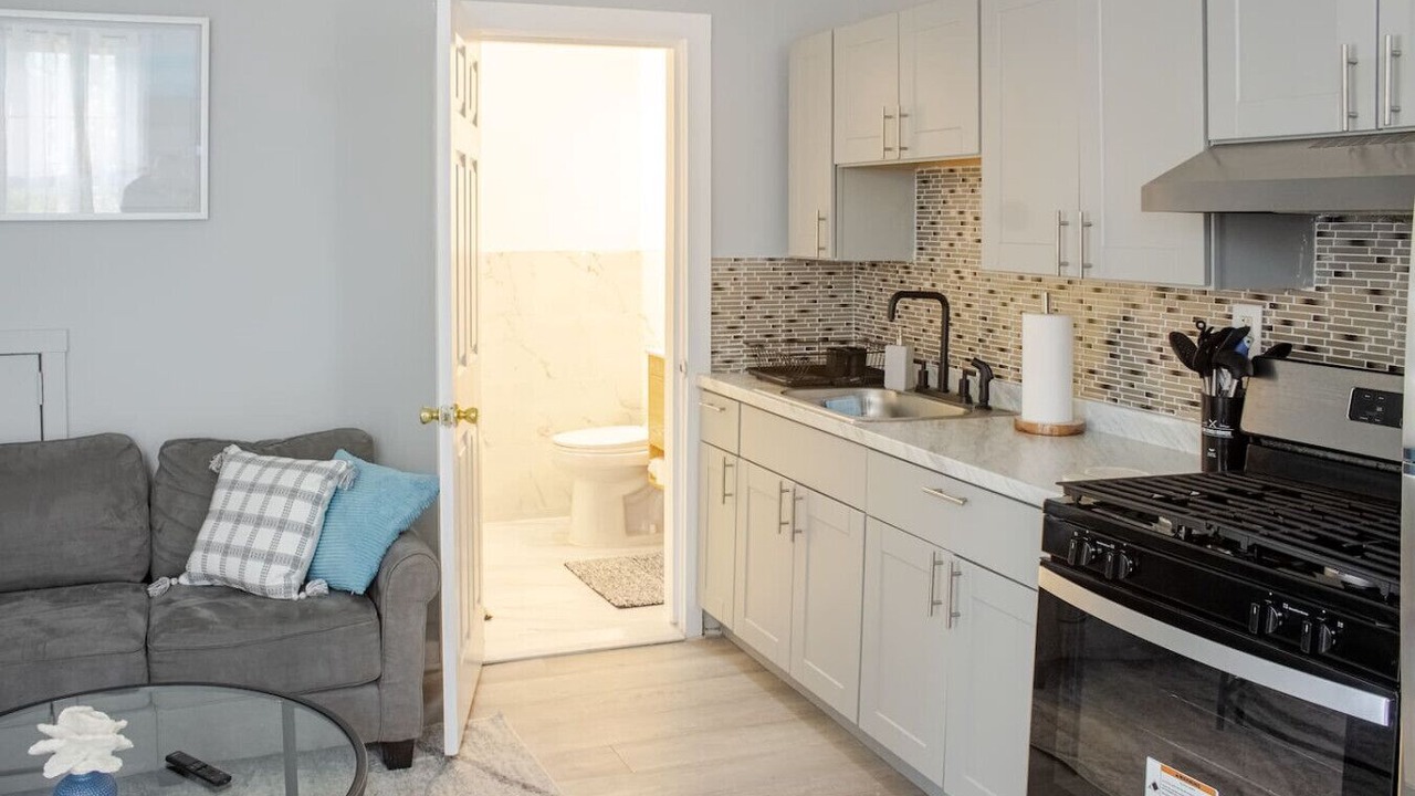Photo of Kitchen in Black Rock Historic District