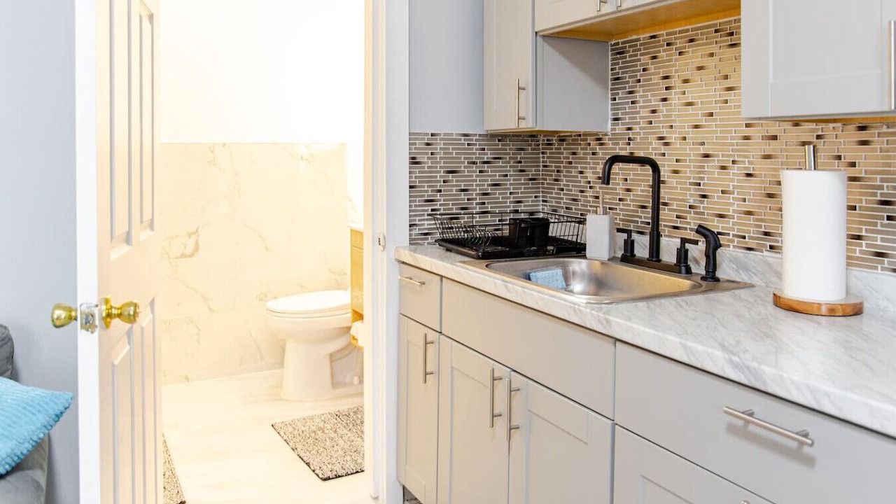 Photo of Bathroom in Black Rock Historic District