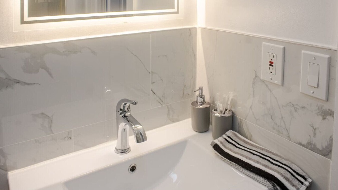 Photo of Bathroom in Black Rock Historic District