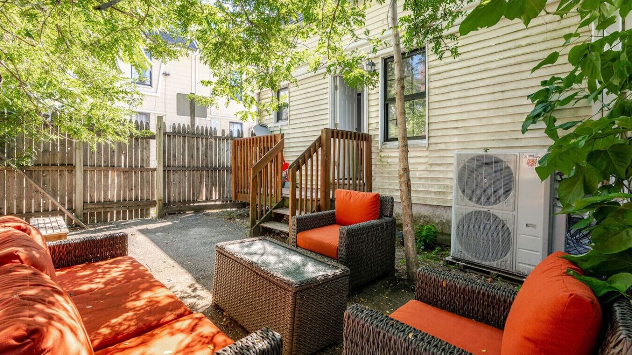 Photo of Patio Balcony in Black Rock Historic District