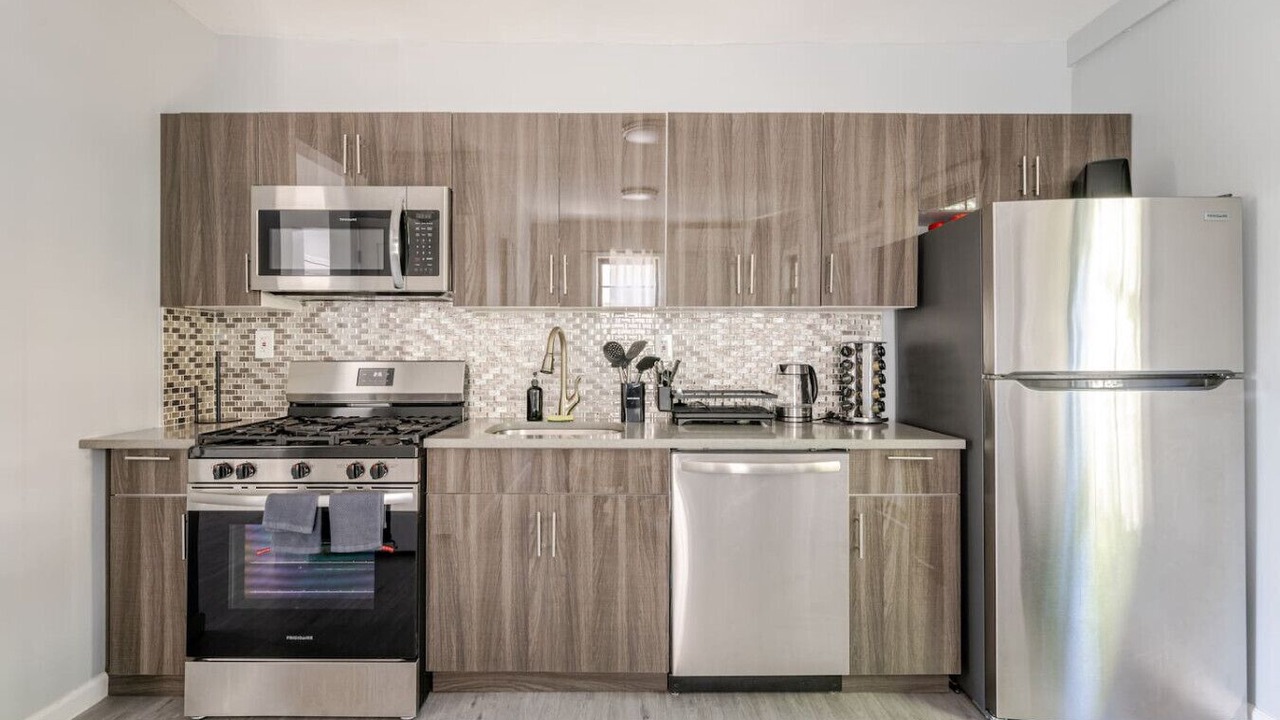 Photo of Kitchen in Black Rock Historic District