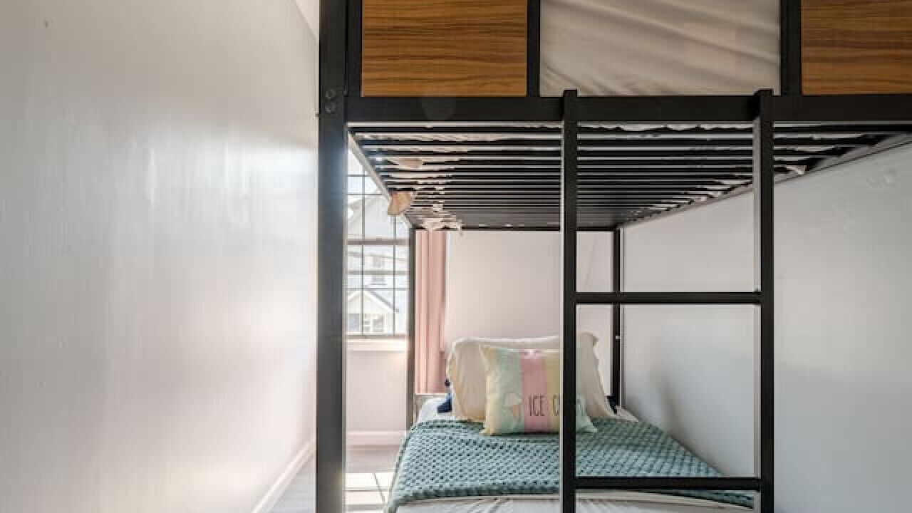 Photo of Bedroom in Black Rock Historic District