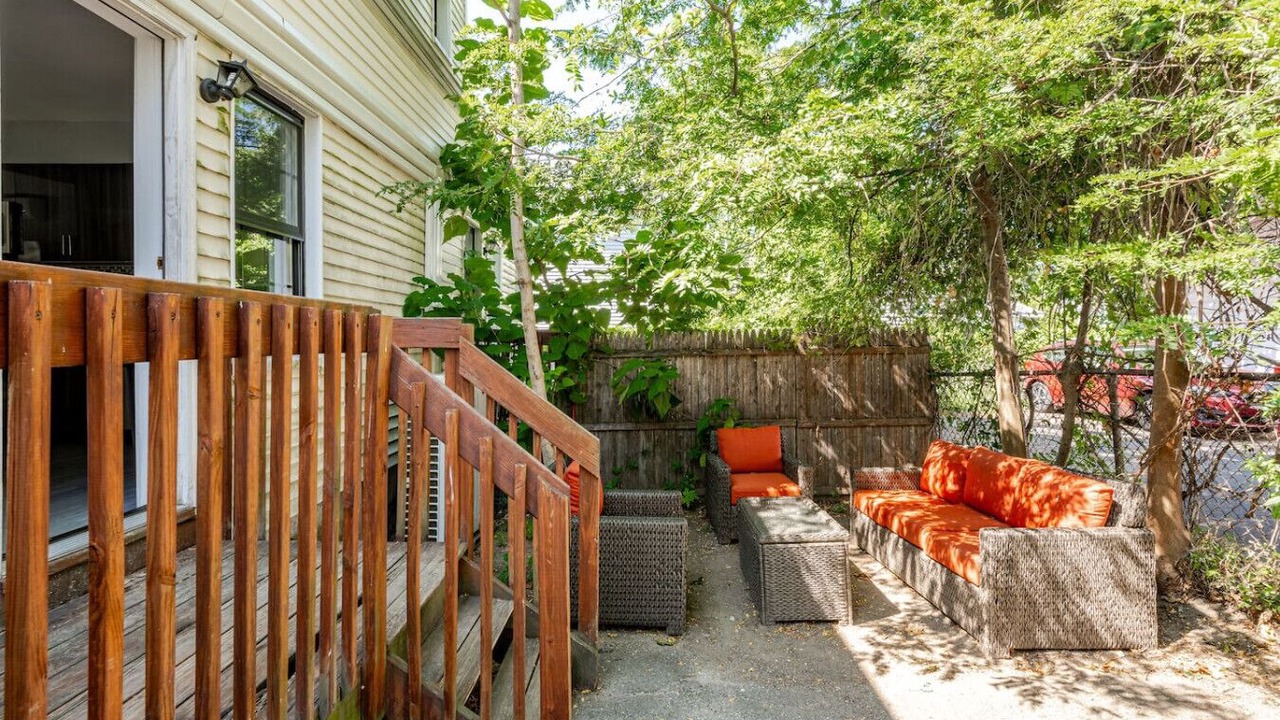 Photo of Patio Balcony in Black Rock Historic District