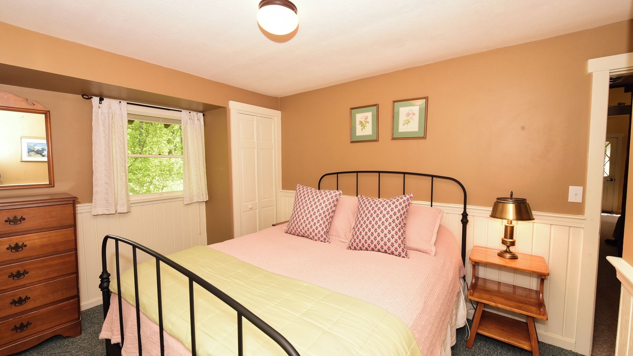 Photo of Bedroom in Silver Lake