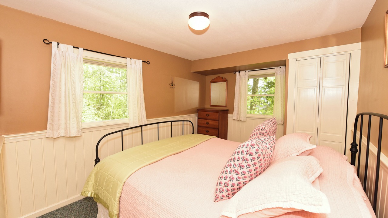 Photo of Bedroom in Silver Lake