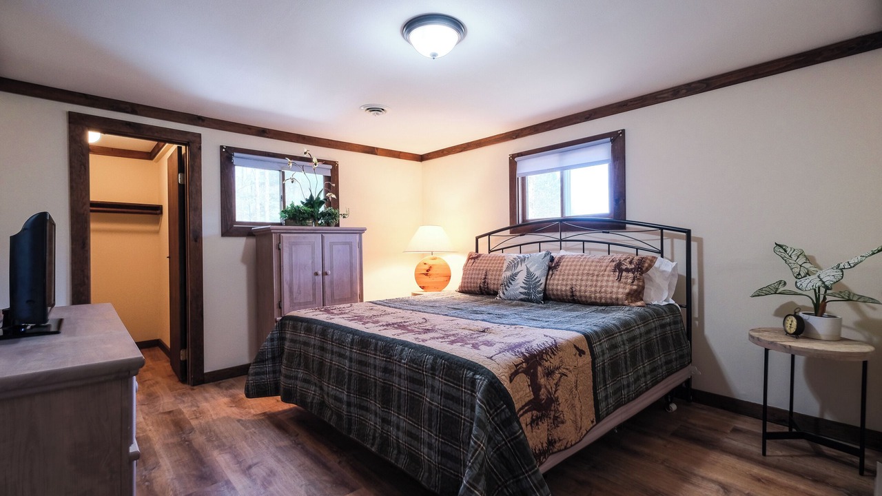 Photo of Bedroom in Bolton Landing