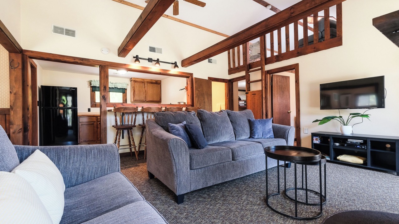 Photo of Livingroom in Bolton Landing