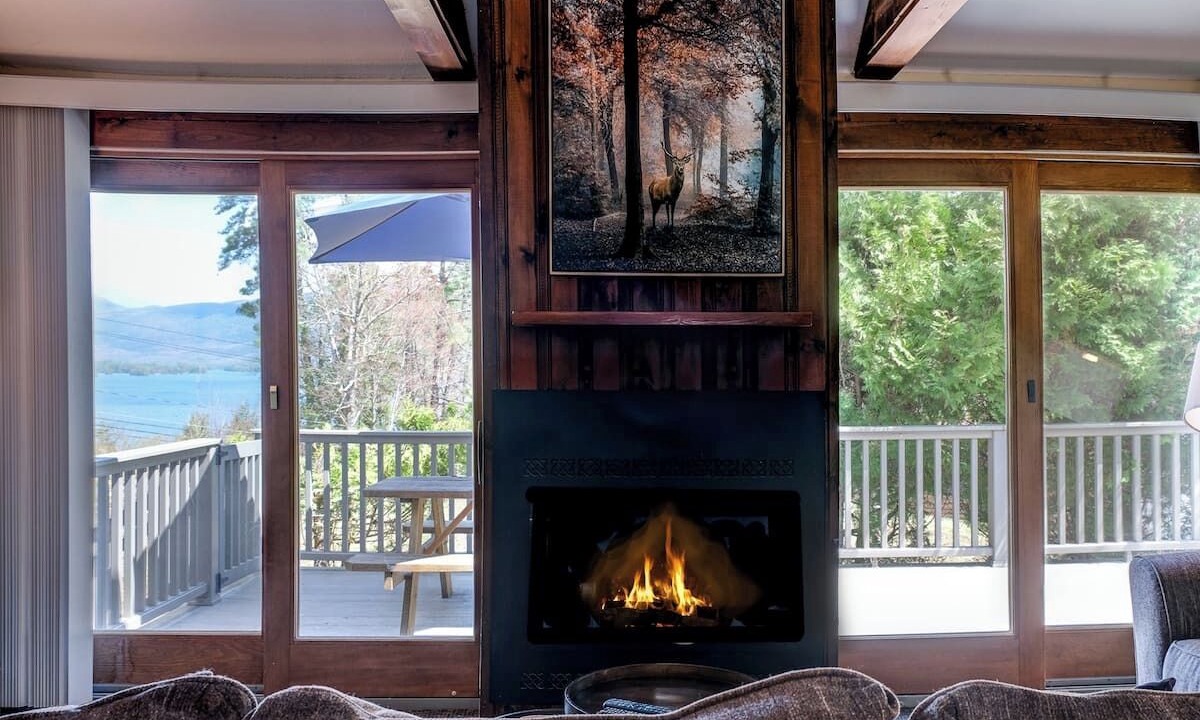 Photo of Livingroom in Bolton Landing