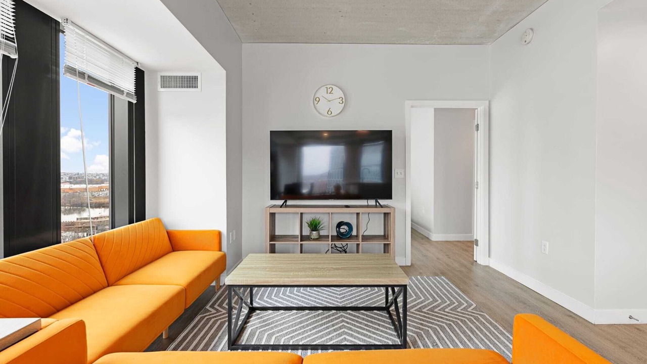 Photo of Livingroom in Assembly Square