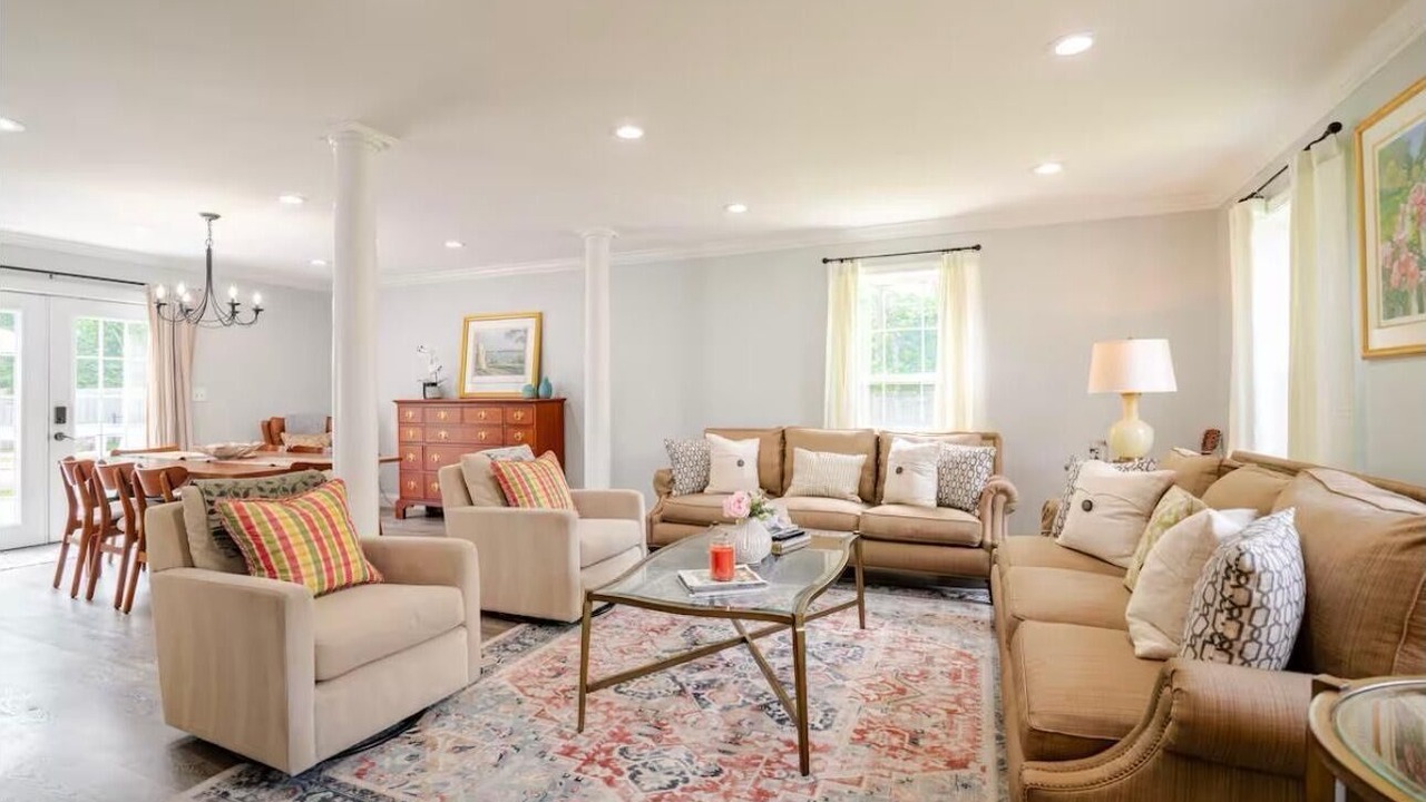 Photo of Livingroom in Marstons Mills