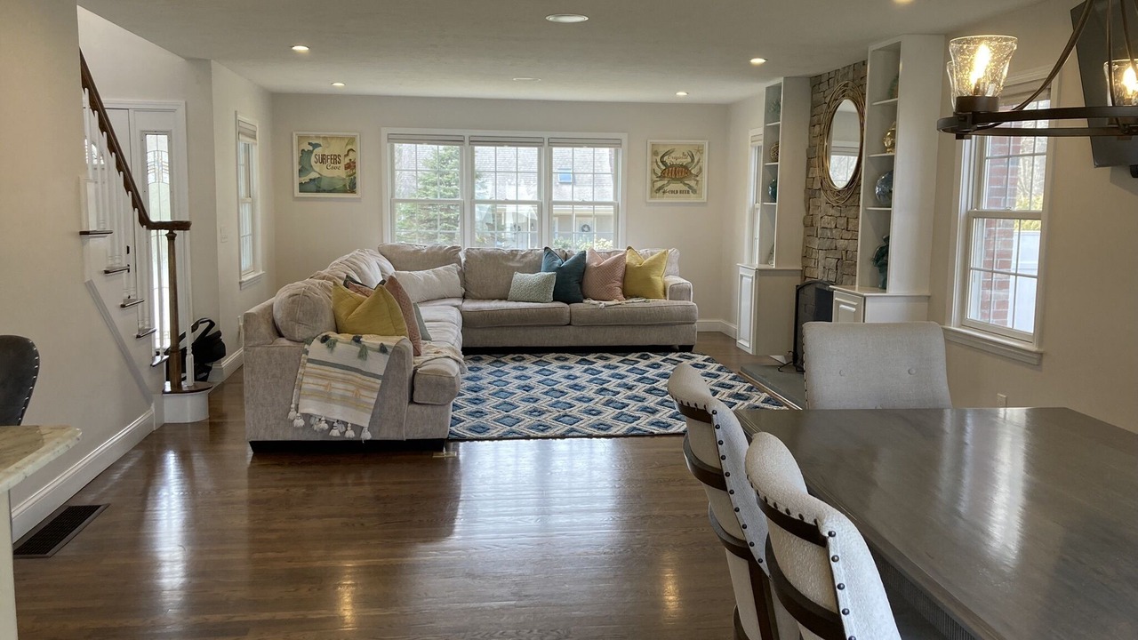 Photo of Livingroom in Mashpee