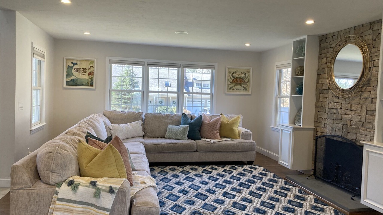 Photo of Livingroom in Mashpee