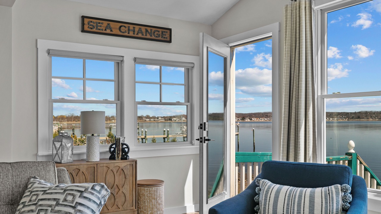 Photo of Livingroom in Portsmouth