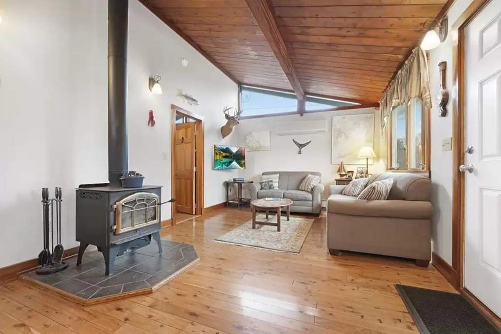 Photo of Livingroom in Fairhaven