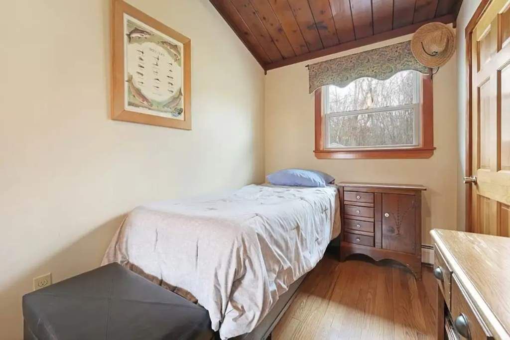 Photo of Bedroom in Fairhaven