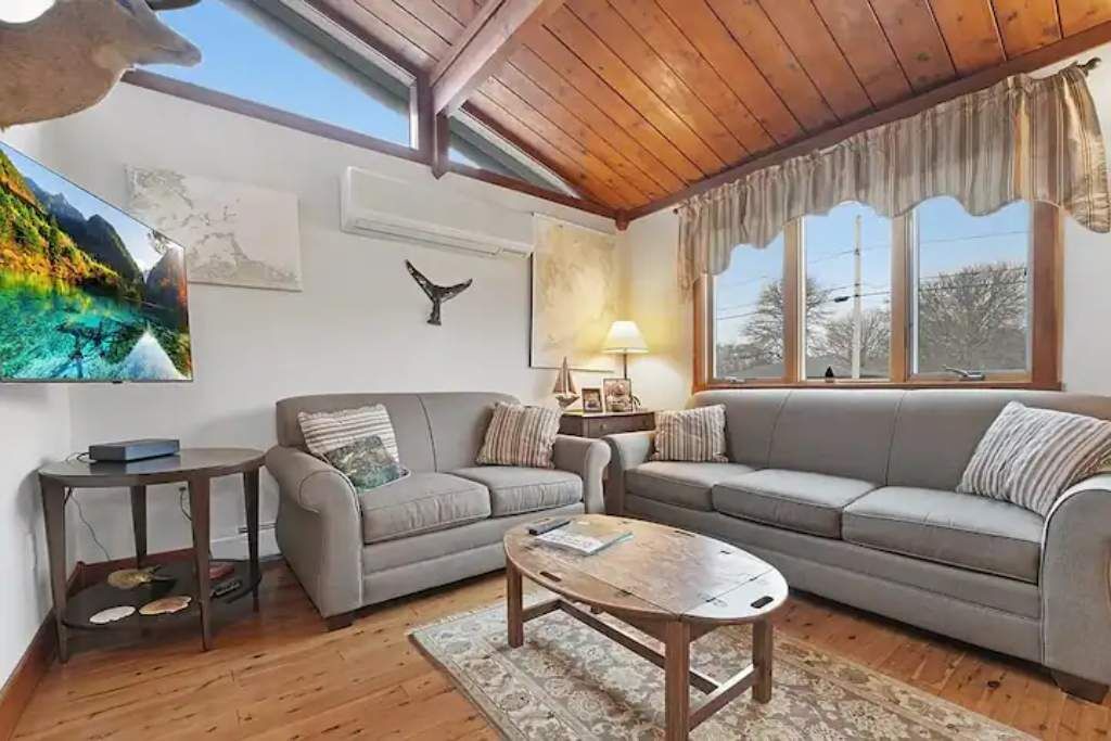 Photo of Livingroom in Fairhaven