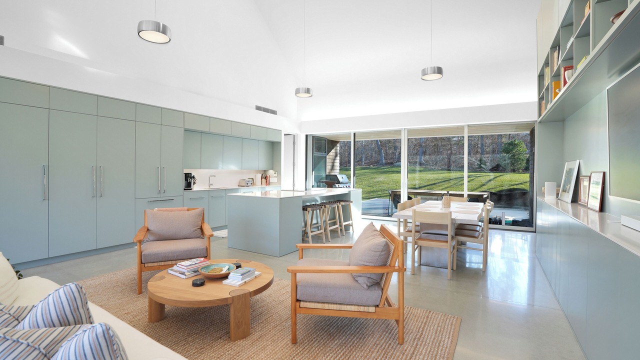 Photo of Livingroom in West Tisbury