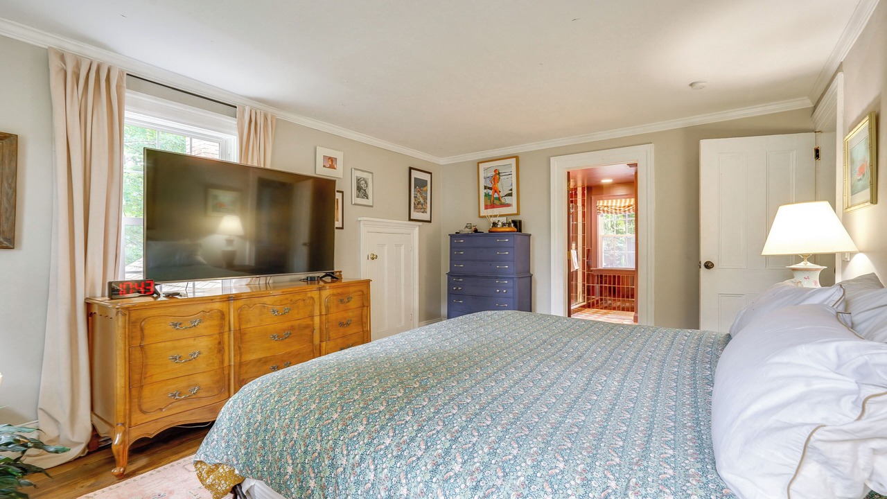 Photo of Bedroom in Weston