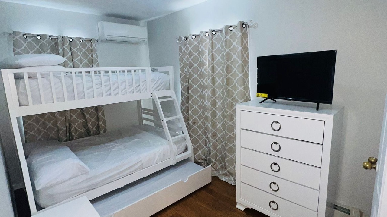 Photo of Bedroom in Queens
