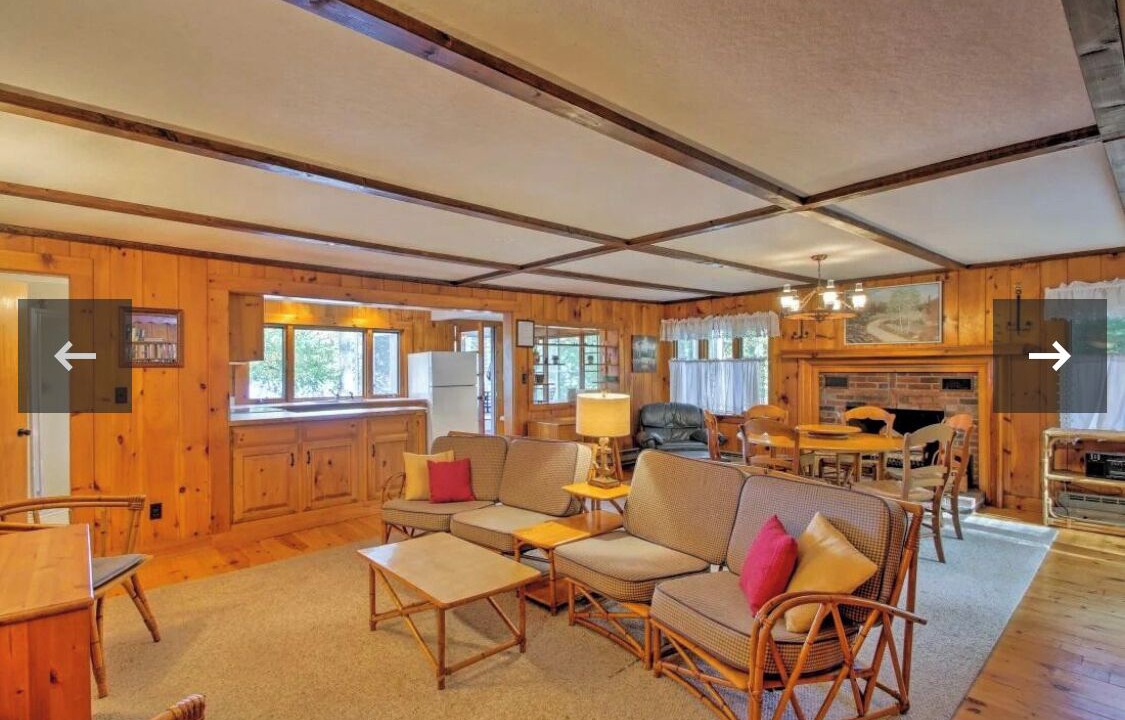 Photo of Livingroom in Meredith