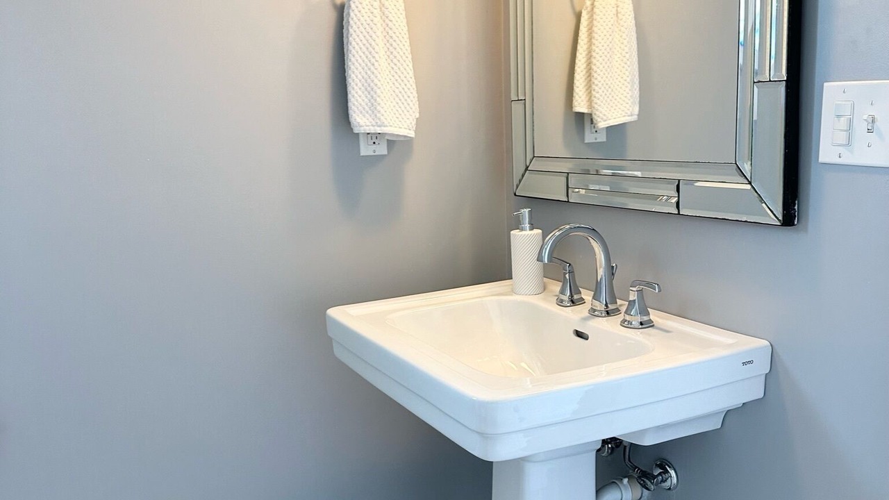 Photo of Bathroom in Yachting Village