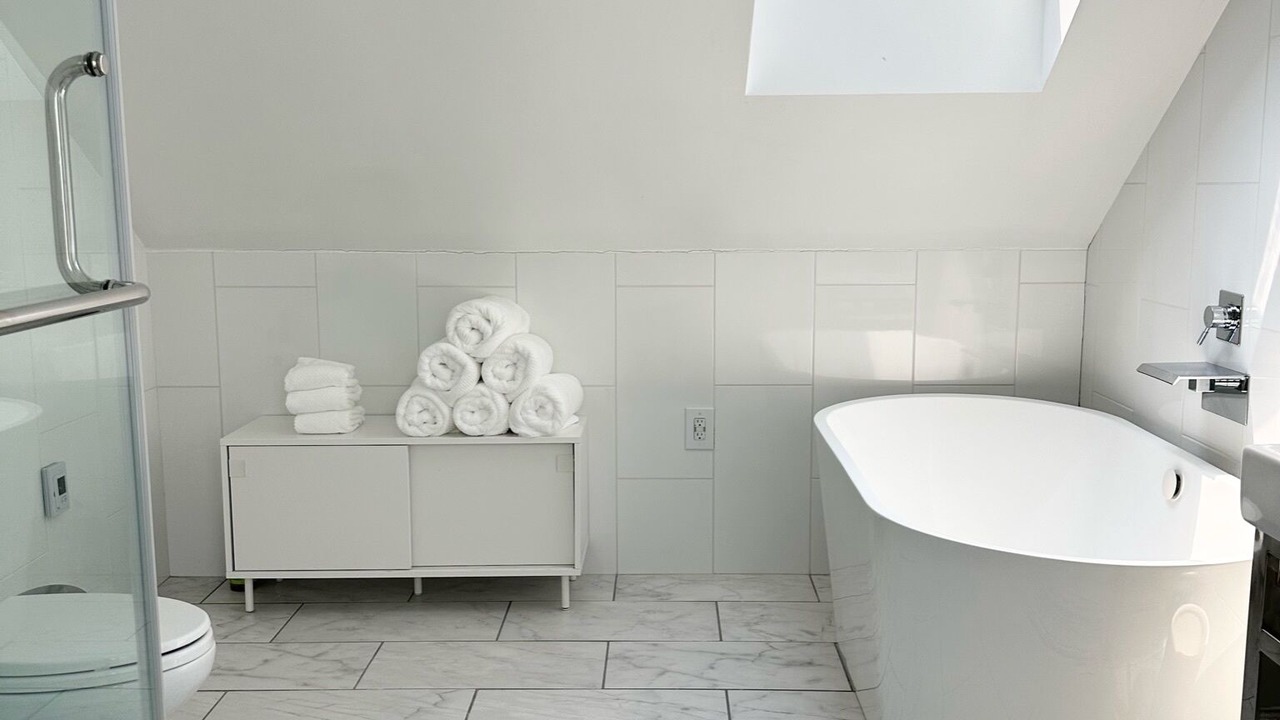 Photo of Bathroom in Yachting Village
