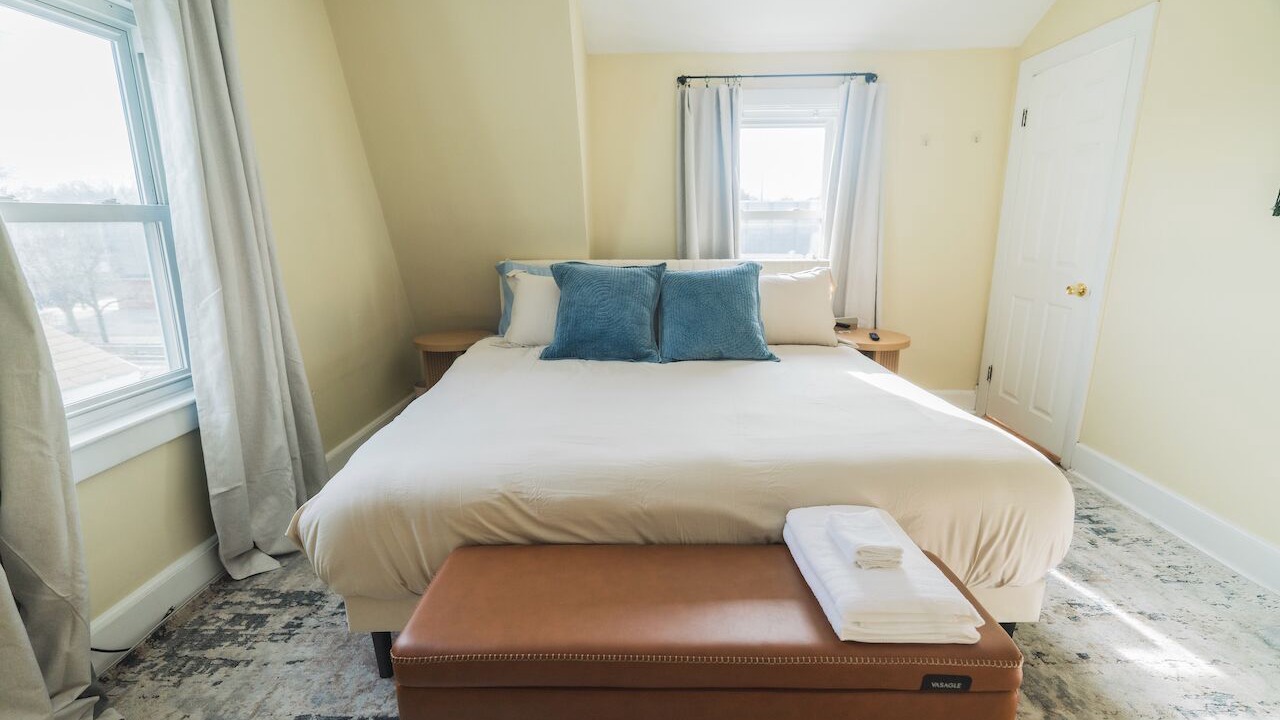 Photo of Bedroom in West Somerville