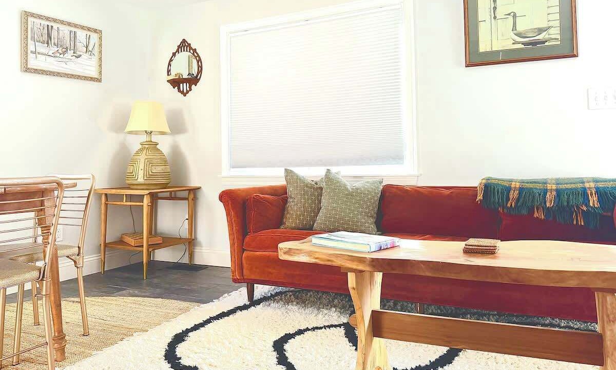 Photo of Livingroom in East Haddam
