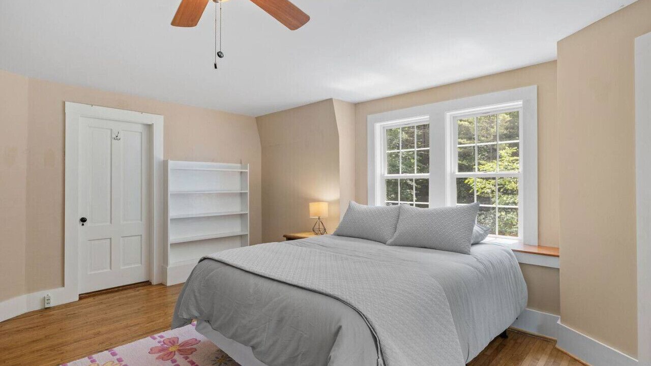 Photo of Bedroom in Silver Lake