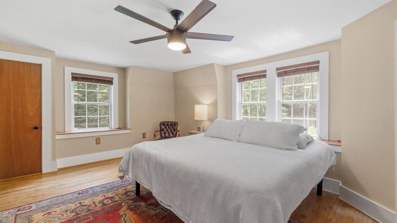 Photo of Bedroom in Silver Lake