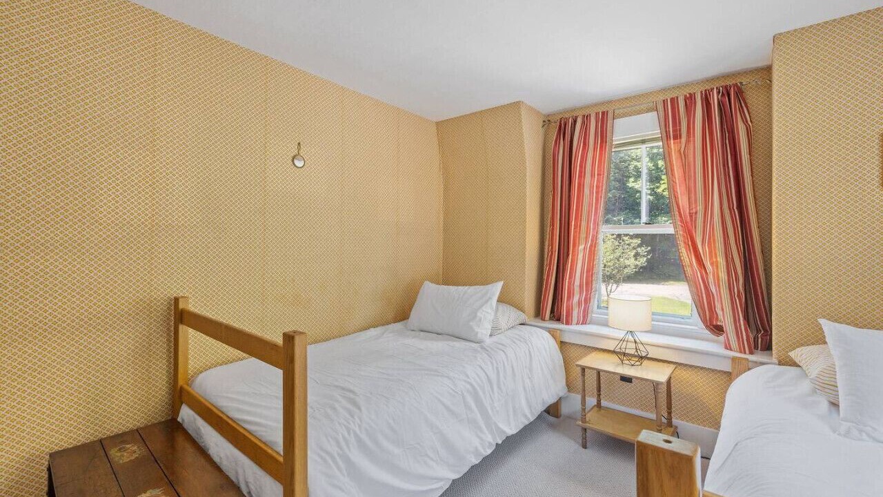 Photo of Bedroom in Silver Lake