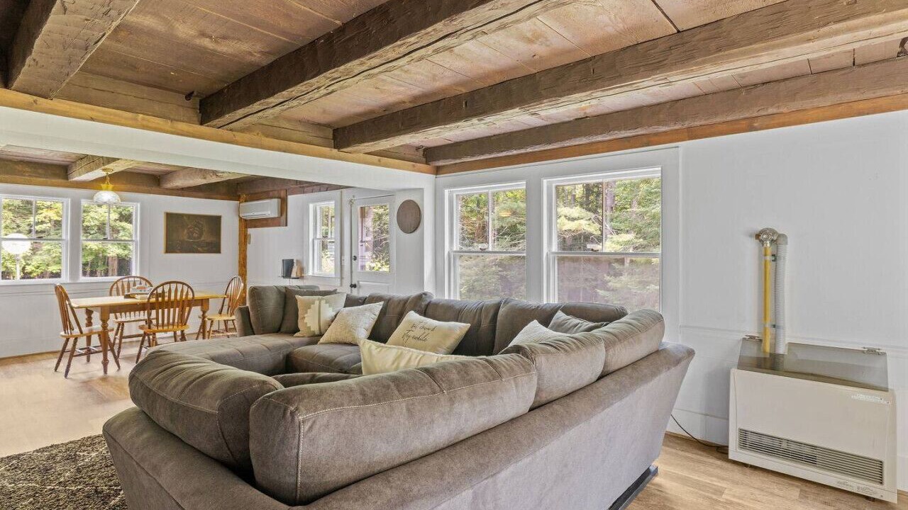 Photo of Livingroom in Silver Lake