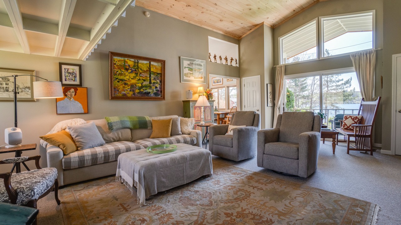 Photo of Livingroom in Town of Milo