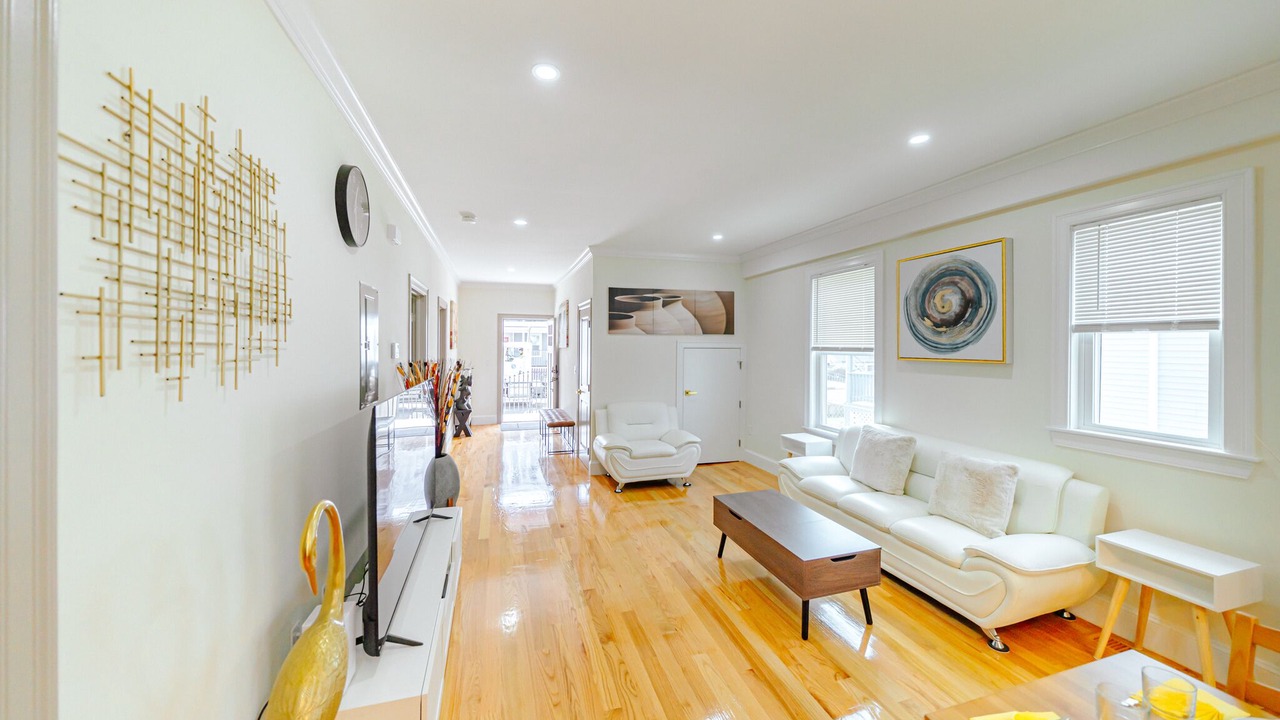 Photo of Livingroom in St. Marks