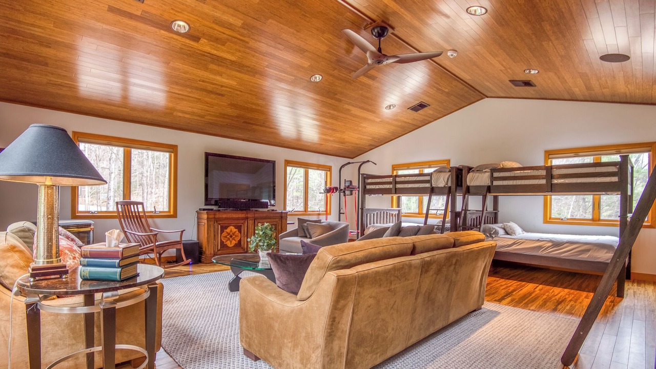 Photo of Bedroom in Jackson