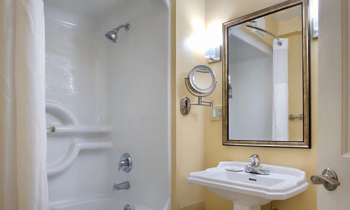 Photo of Bathroom in The Point