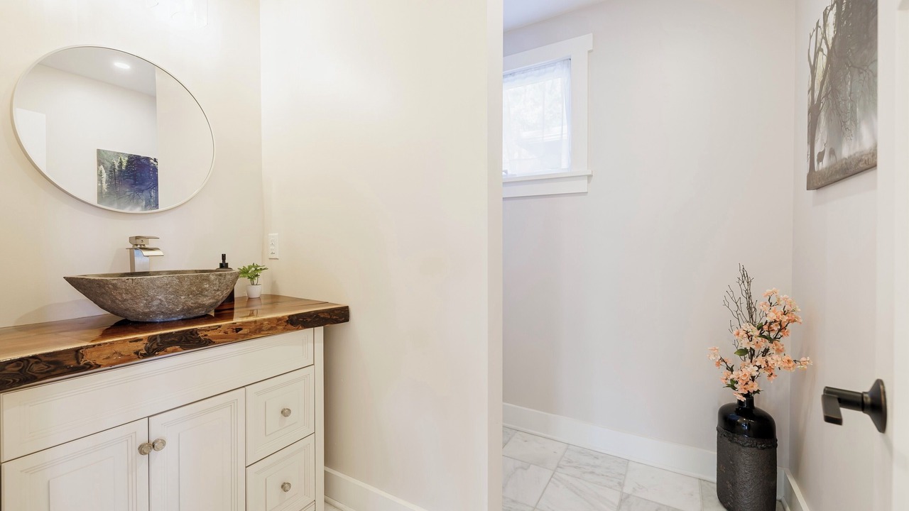 Photo of Bathroom in Naples