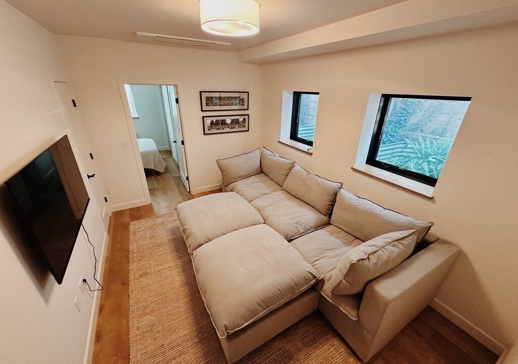 Photo of Livingroom in South End