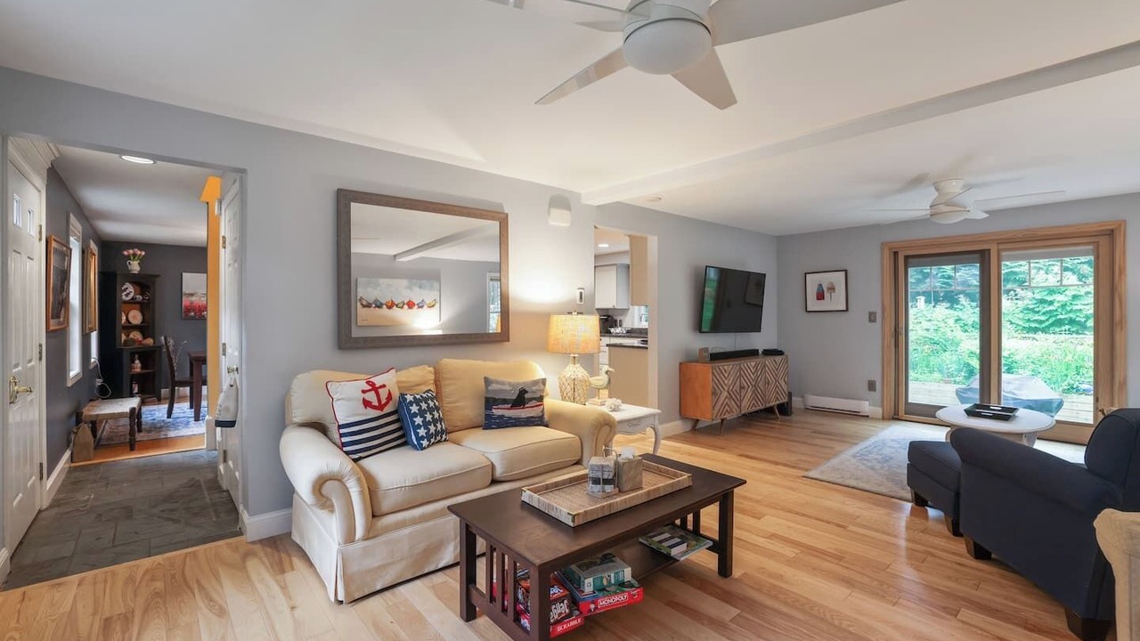 Photo of Livingroom in Kennebunk