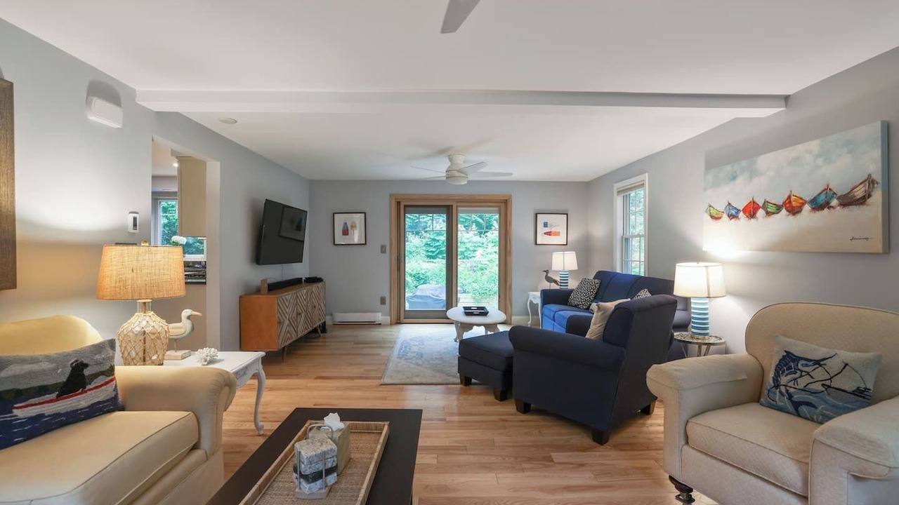 Photo of Livingroom in Kennebunk