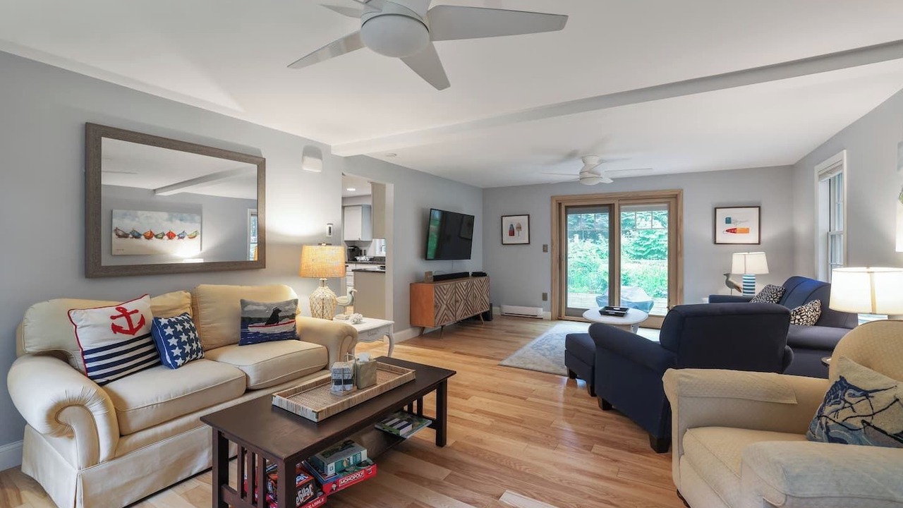 Photo of Livingroom in Kennebunk
