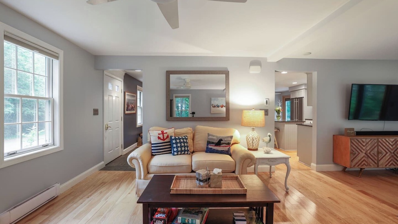 Photo of Livingroom in Kennebunk