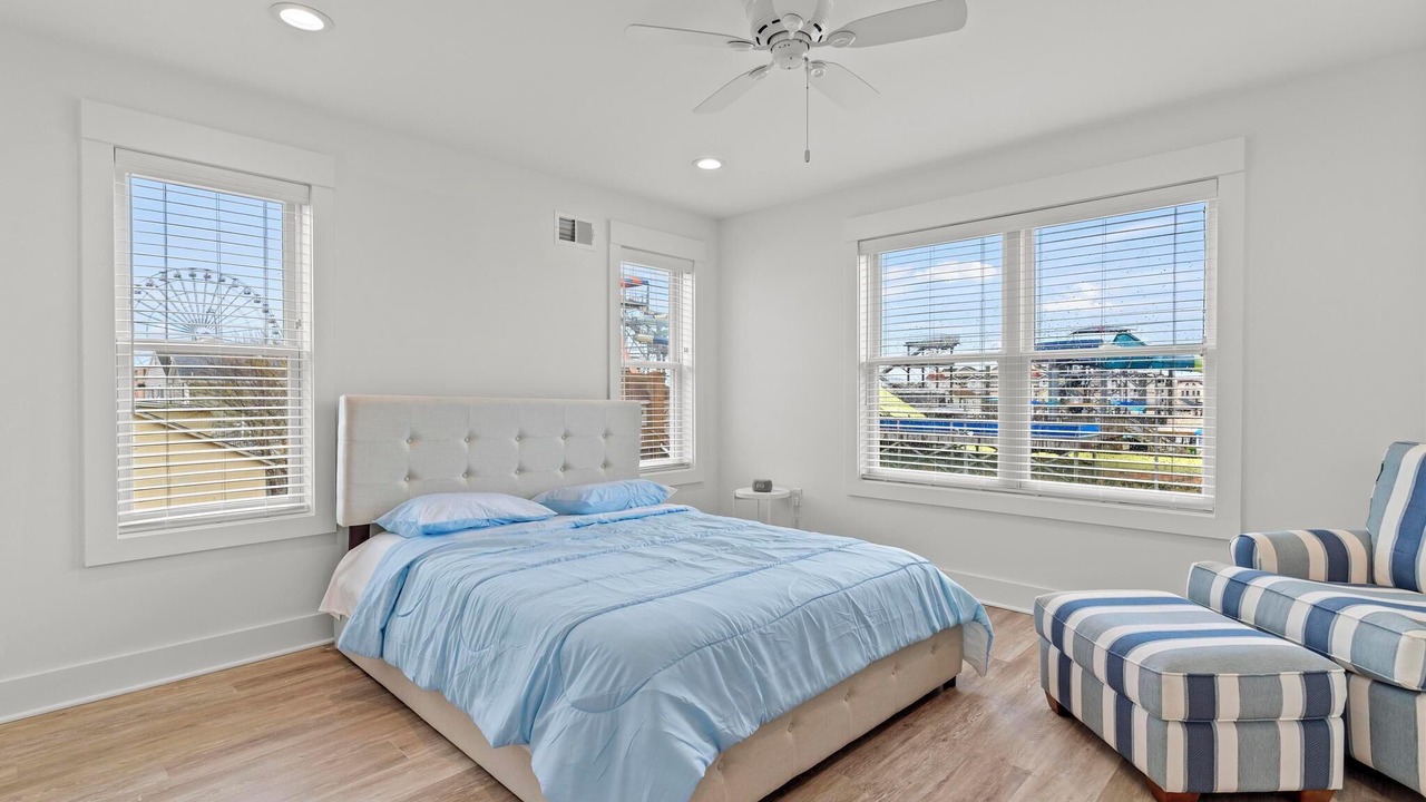 Photo of Bedroom in Seaside Heights