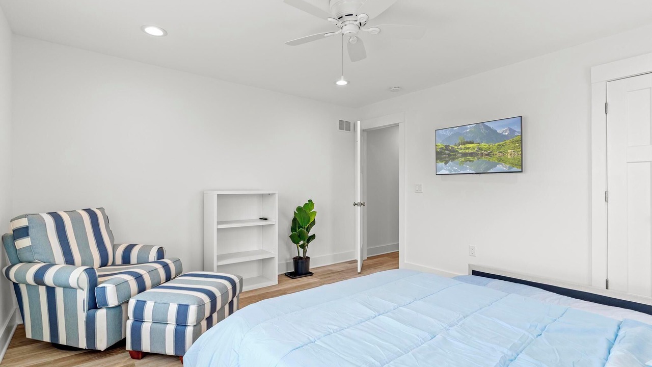 Photo of Bedroom in Seaside Heights