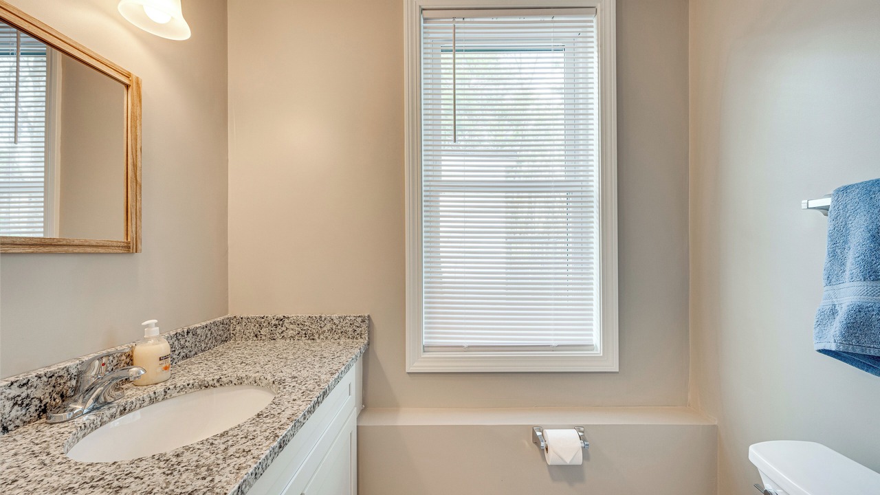 Photo of Bathroom in Tamworth