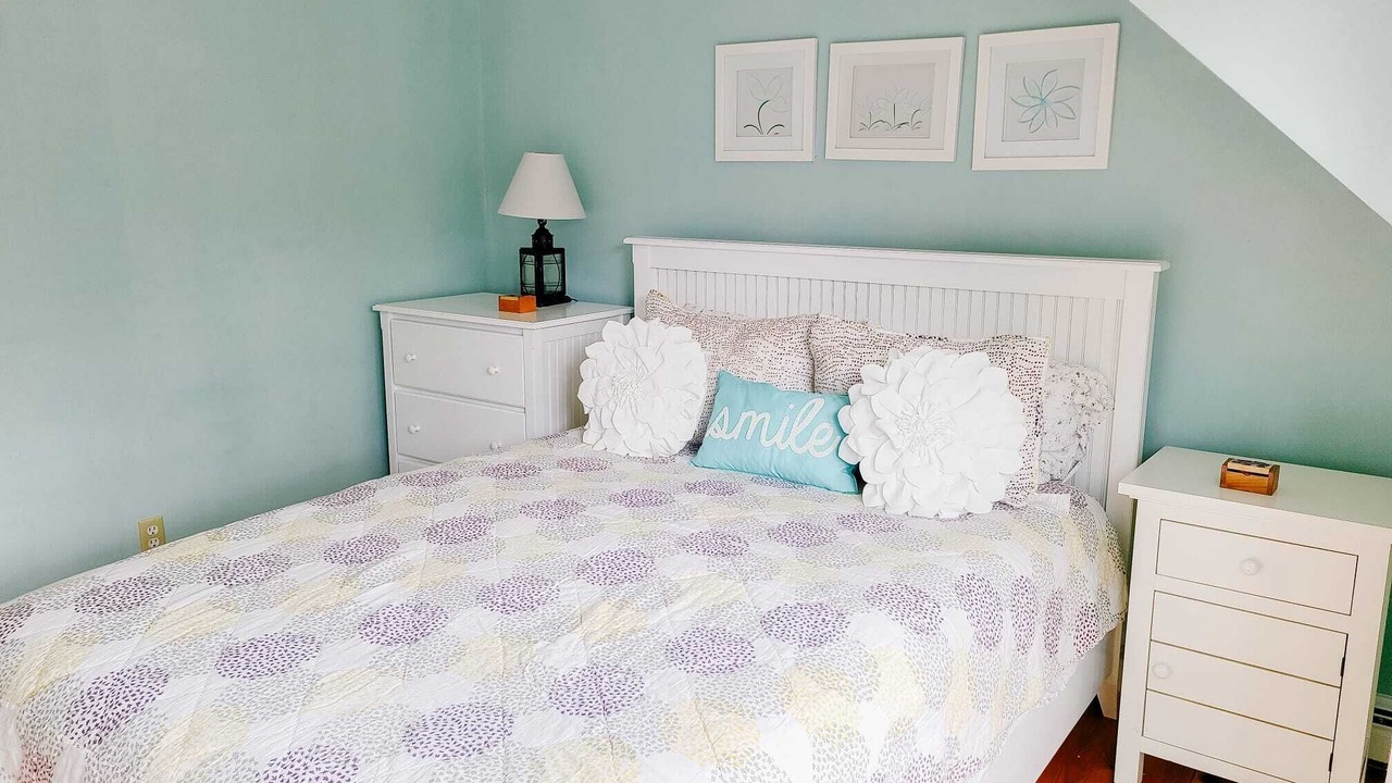 Photo of Bedroom in Mashpee