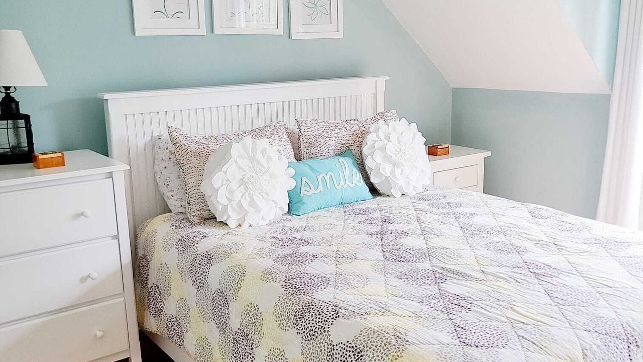 Photo of Bedroom in Mashpee